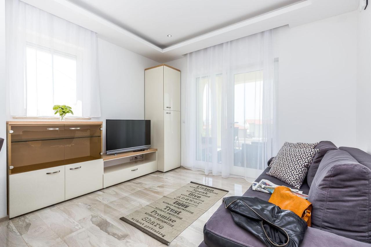 Luxury Apartments Kostrena With Pool 2 Buitenkant foto