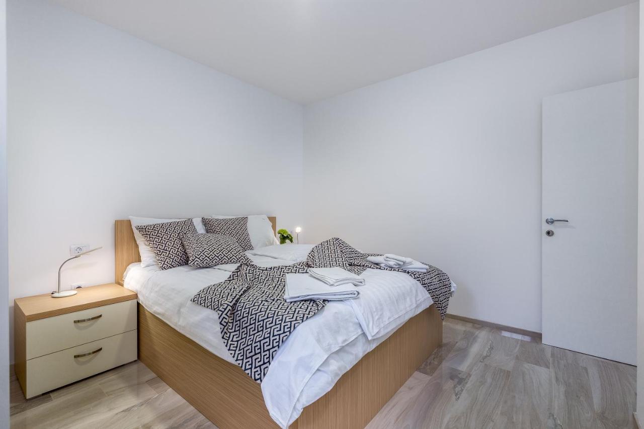 Luxury Apartments Kostrena With Pool 2 Buitenkant foto