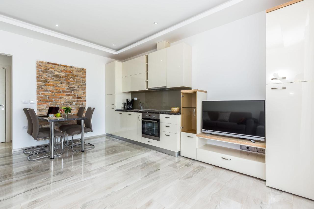 Luxury Apartments Kostrena With Pool 2 Buitenkant foto