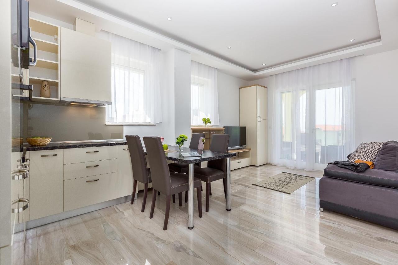 Luxury Apartments Kostrena With Pool 2 Buitenkant foto