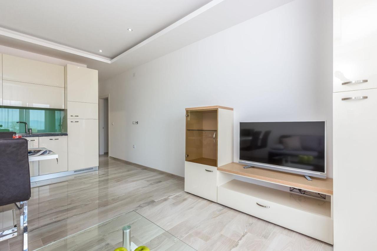 Luxury Apartments Kostrena With Pool 2 Buitenkant foto