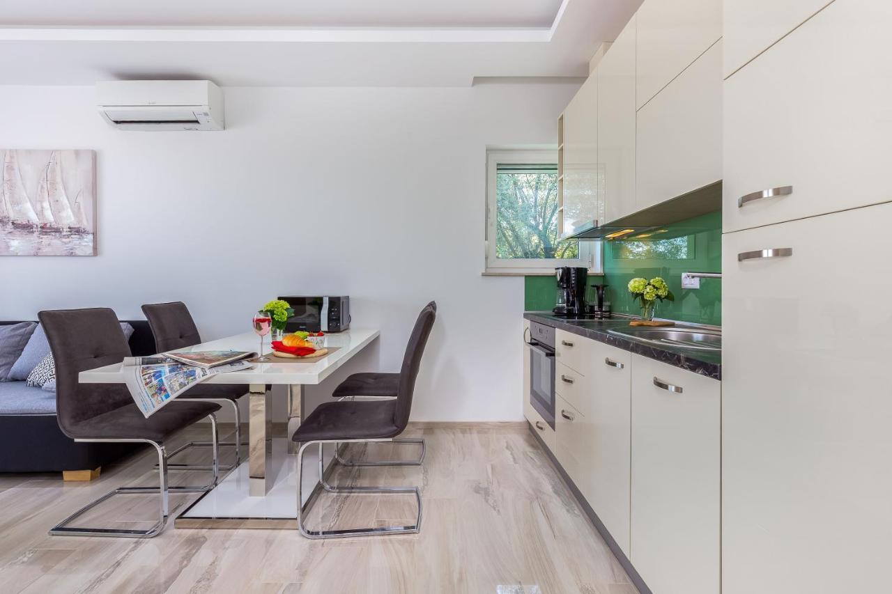 Luxury Apartments Kostrena With Pool 2 Buitenkant foto