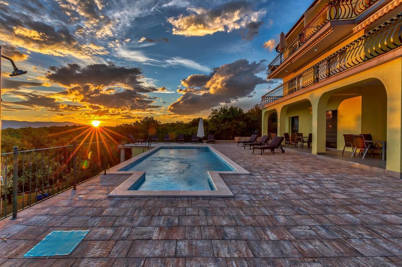 Luxury Apartments Kostrena With Pool 2 Buitenkant foto